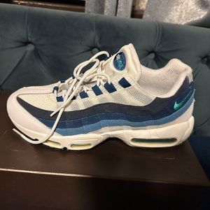 Classic air max 95 OG 11.5 US great condition ready to ship